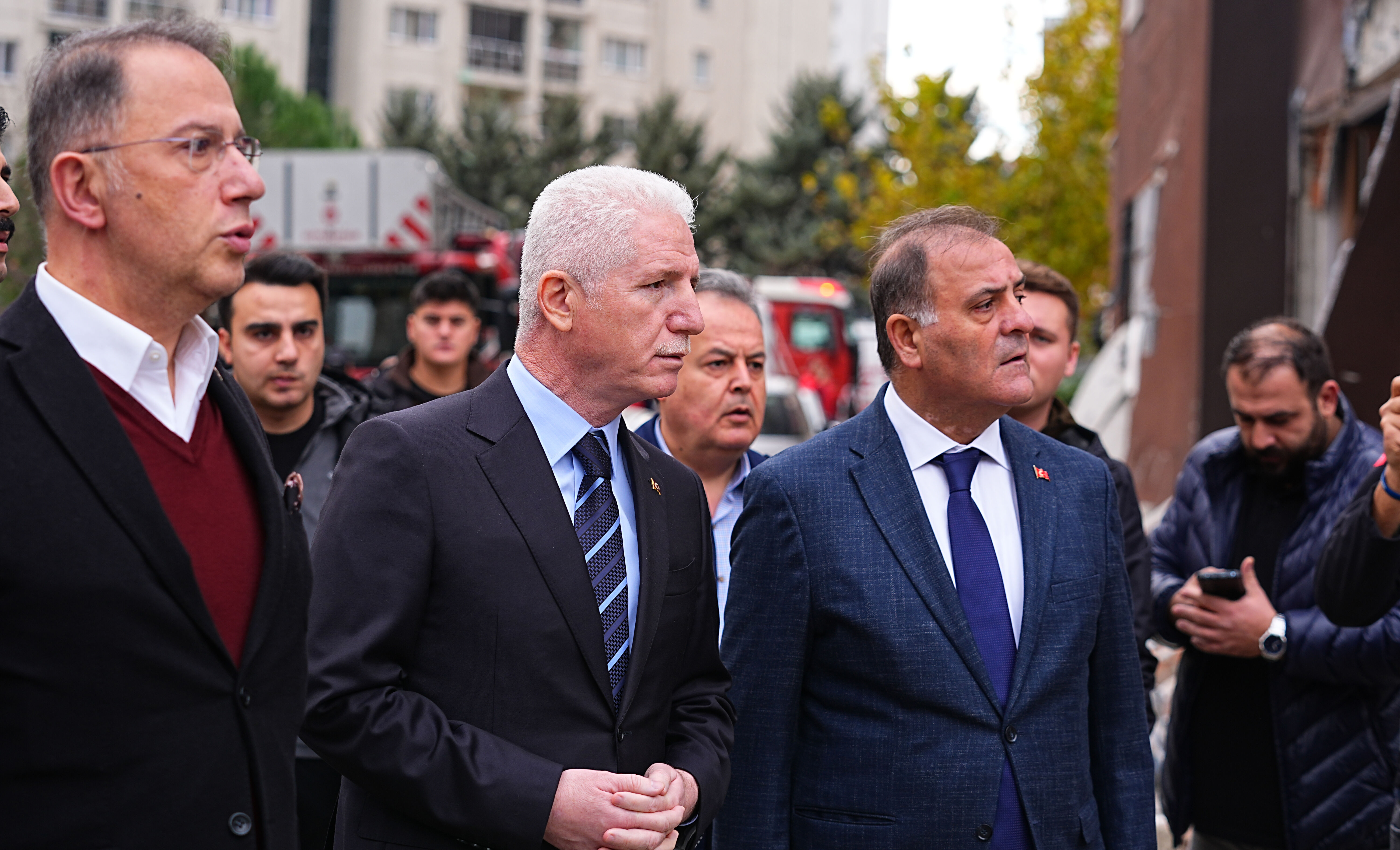 Beylikdüzü'nde 14 katlı binada doğalgaz patlaması! Ölen kişinin kimliği belli oldu - 4. Resim