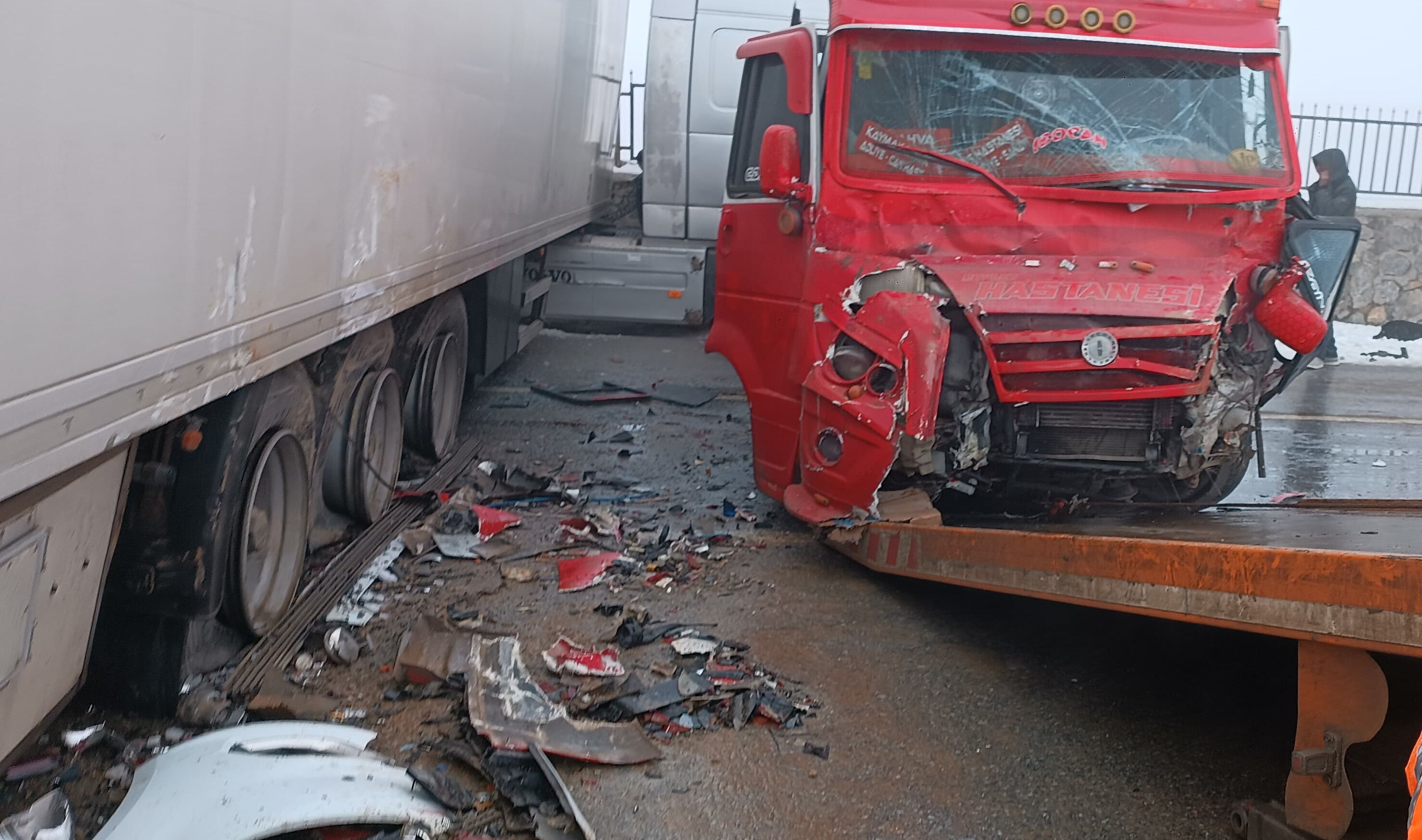 Bitlis'te 25 araç birbirine girdi! Zincirleme kazada çok sayıda yaralı var - 2. Resim