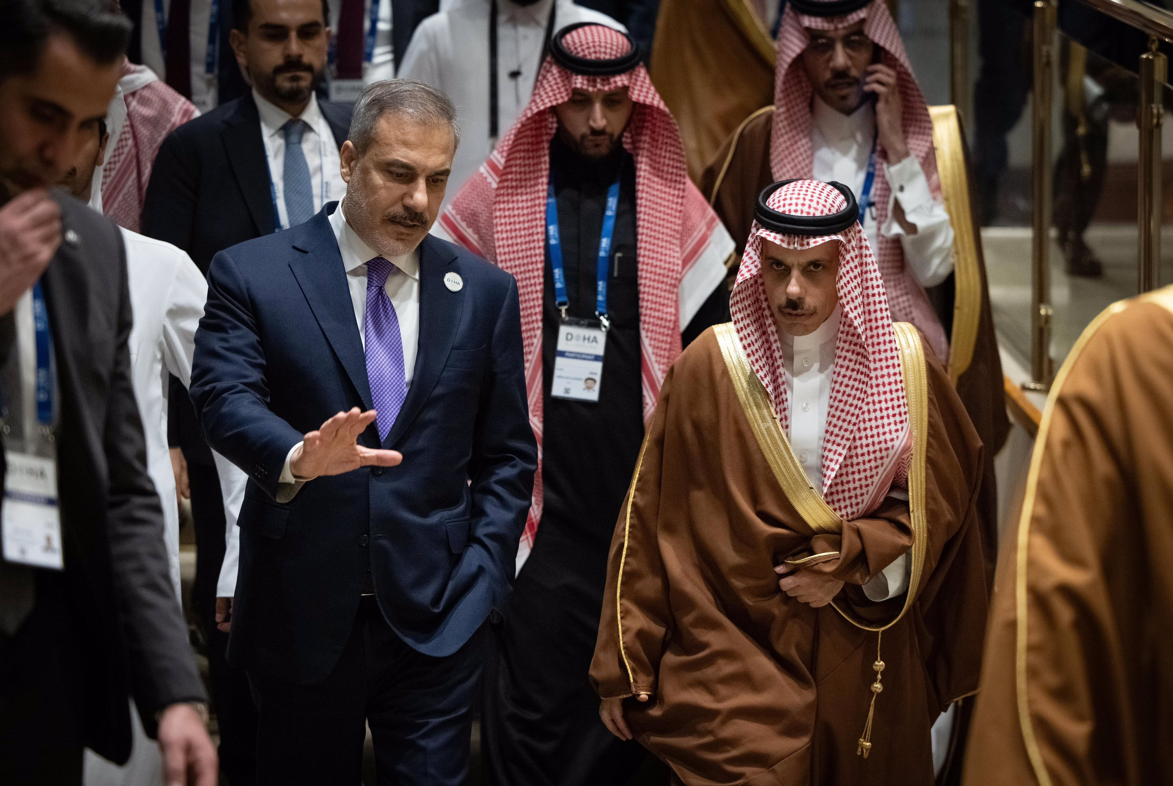 Doha'da Suriye zirvesi! Türkiye ile 7 ülke masada - 1. Resim