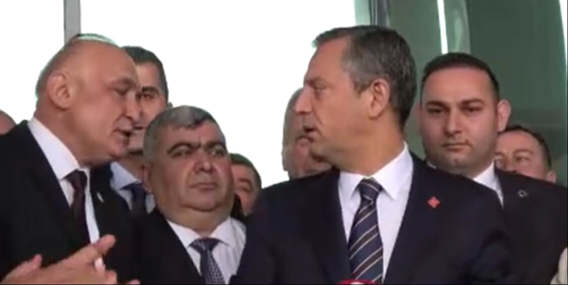 Özgür Özel'den Kilis'te Milletvekili Melih Meriç'e fırça! O sözleri gündem oldu Özgür Özel'den Kilis'te Milletvekili Melih Meriç'e fırça! O sözleri gündem oldu - 3. Resim