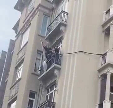 Esad rejimi sona erdi Suriye'de bayrak değişti - 5. Resim