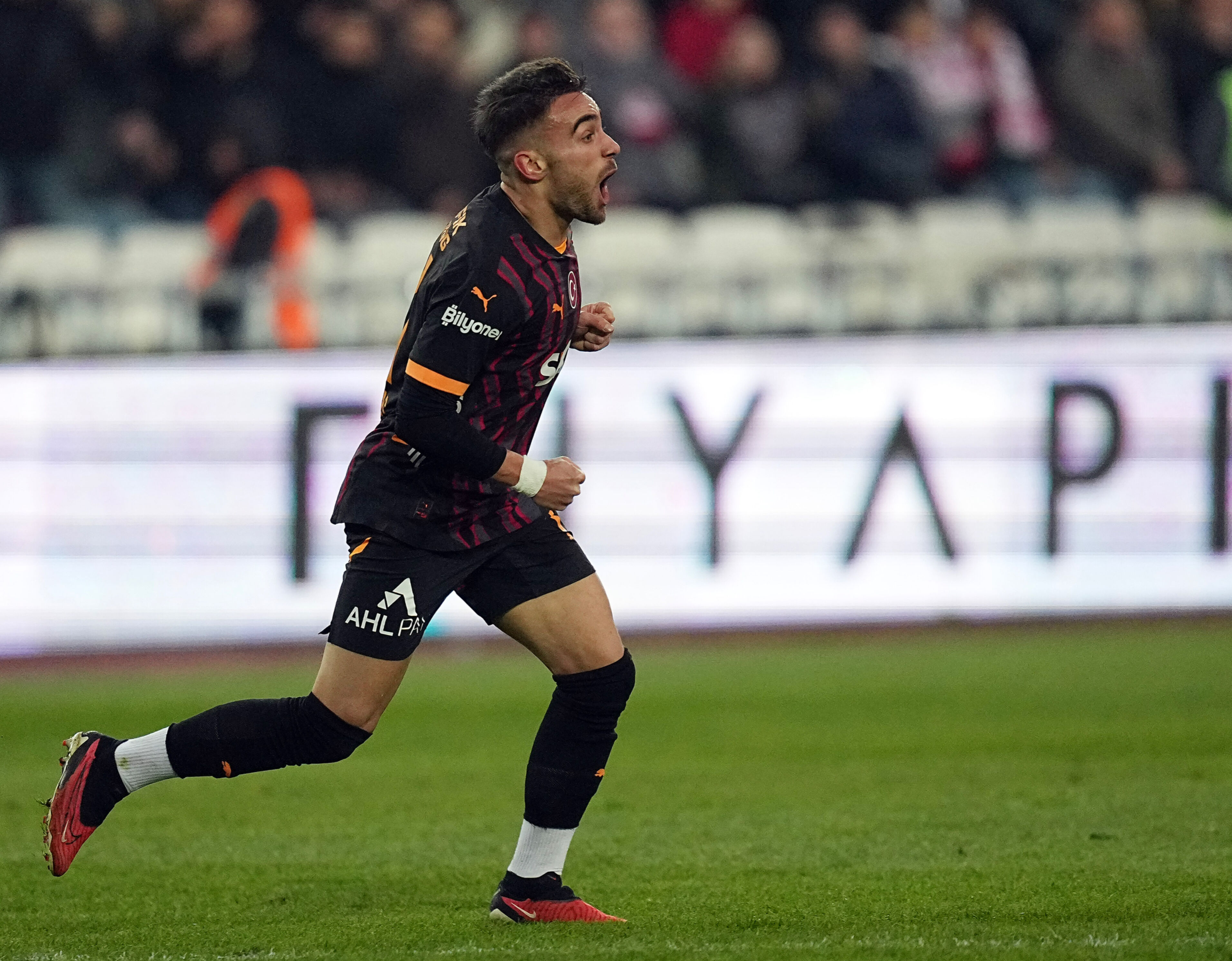 Galatasaray zorlu Sivasspor deplasmanında! Fenerbahçe kaybetti, Aslan farkı açmanın peşinde - 2. Resim