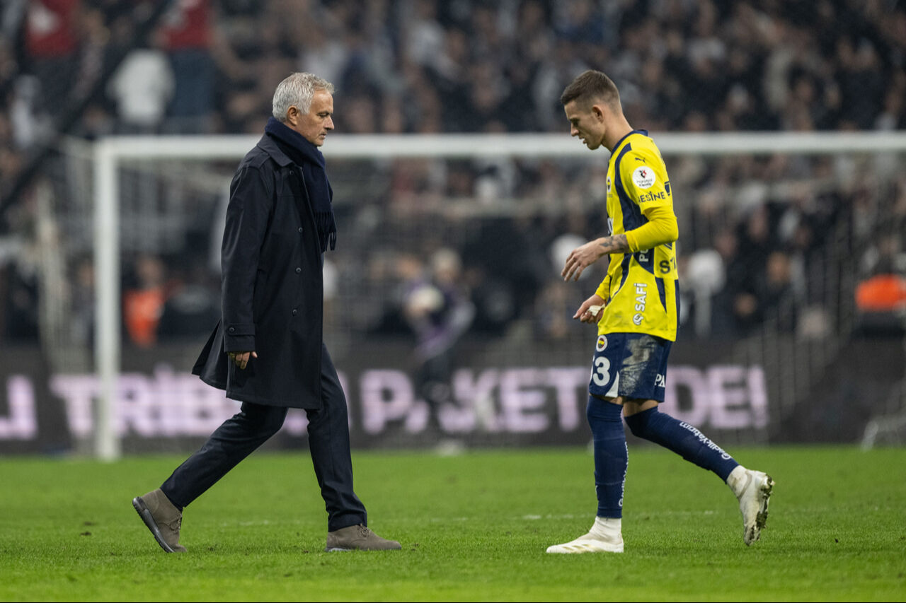 Nihat Kahveci derbini faturasını Mourinho'ya kesti! 