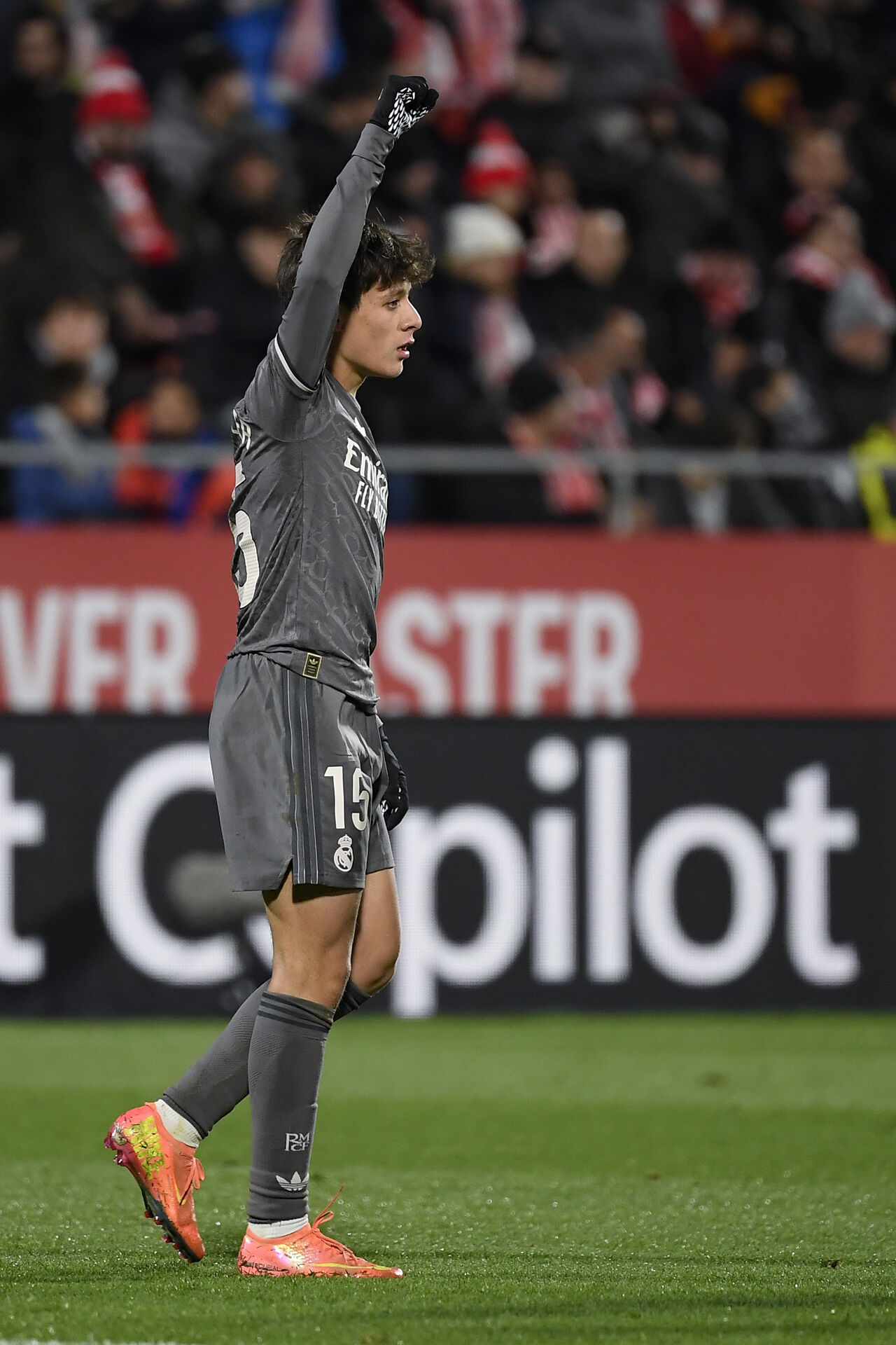 Real Madrid'in yıldızı Arda Güler, Girona karşısında İspanyolları yine mest etti!  Real Madrid'in yıldızı Arda Güler, Girona karşısında İspanyolları yine mest etti!