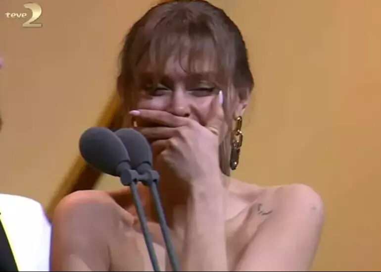 Altın Kelebek Ödül Töreni'nde ödül aldı! Alper Rende'den sürpriz evlilik teklifi - 2. Resim