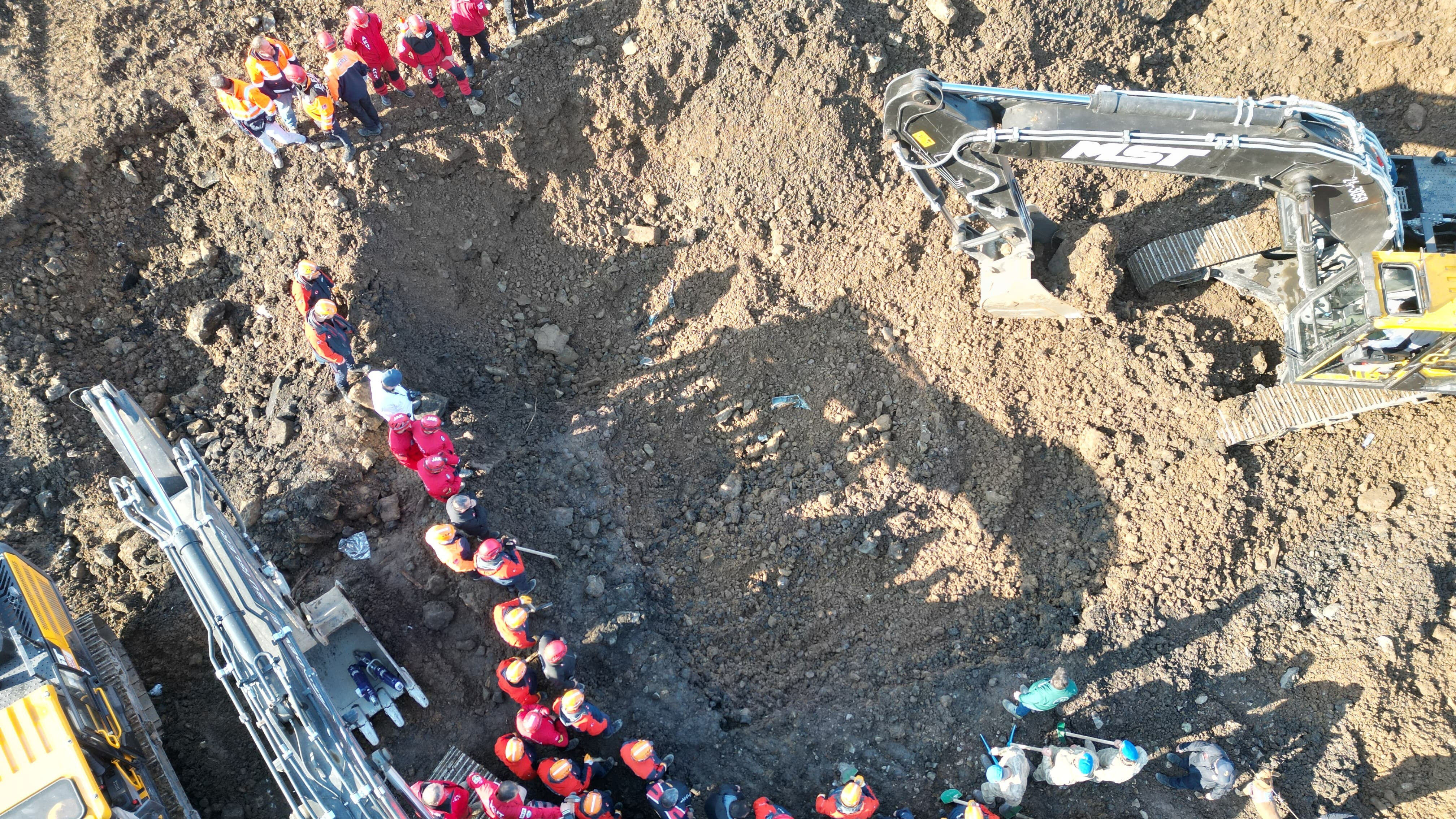 Bir acı haber de Artvin'den geldi! 4 gencin cesetleri çıkarıldı - 3. Resim