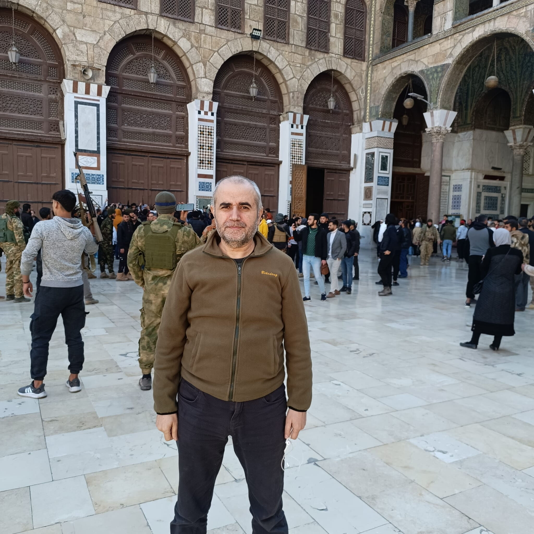 Emevi Camii'nde şükür secdesi! 61 yıllık zulüm, 11 günde bitti Emevi Camii'nde şükür secdesi! 61 yıllık zulüm, 11 günde bitti - 2. Resim