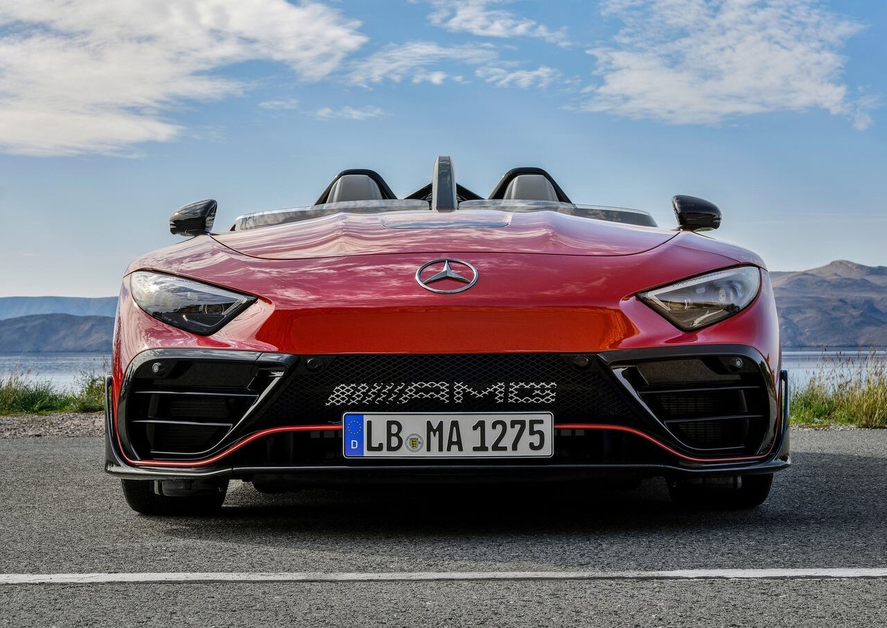 F1’den ilham alan araba: Mercedes-AMG PureSpeed! 585 beygirlik bir canavar, sadece 250 adet üretildi - 3. Resim