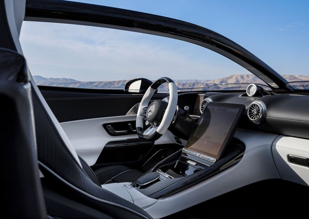 F1’den ilham alan araba: Mercedes-AMG PureSpeed! 585 beygirlik bir canavar, sadece 250 adet üretildi - 1. Resim