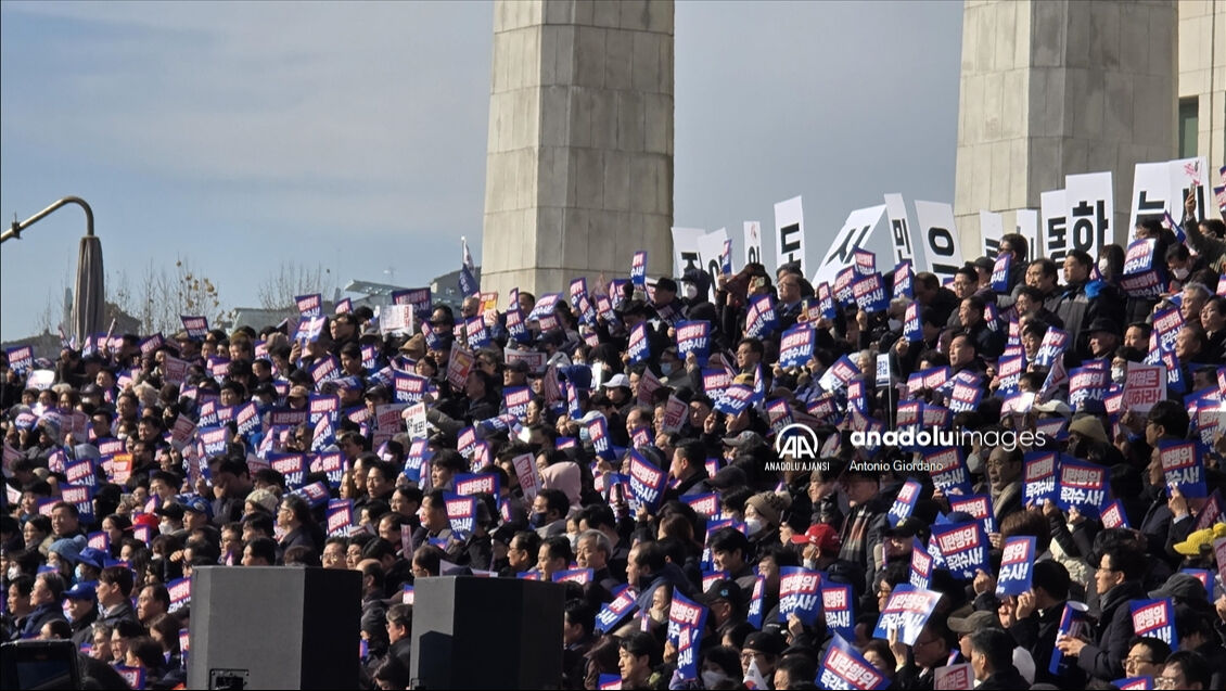 Güney Kore'de kriz sürüyor: Devlet başkanı Yoon'a seyahat yasağı talebi - 2. Resim