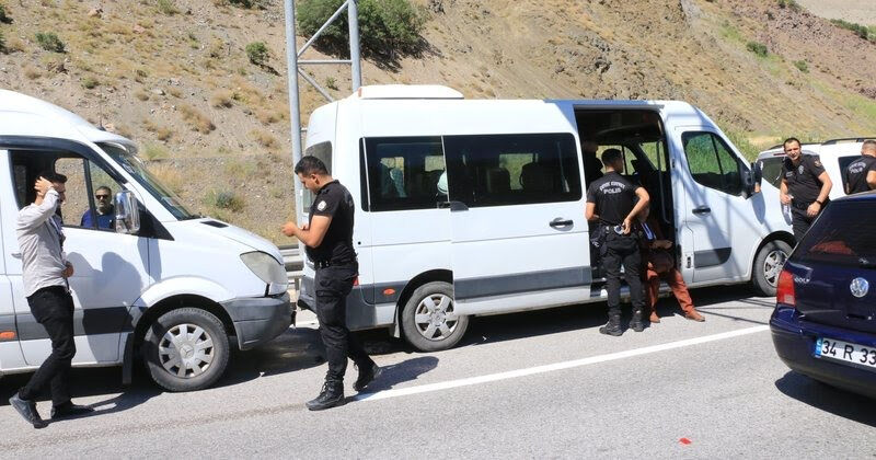 Kılıçdaroğlu kaza mı yaptı, sağlık durumu nasıl? Sağlık durumuna dair ilk açıklama yapıldı! Kılıçdaroğlu kaza mı yaptı, sağlık durumu nasıl? Sağlık durumuna dair ilk açıklama yapıldı! - 1. Resim