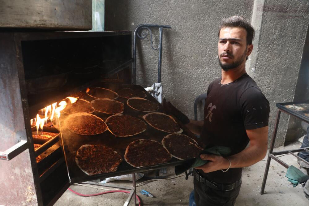 PKK'dan temizlenen Tel Rıfat'ta zafer yemeği! Kentte nizam sağlanacak - 3. Resim