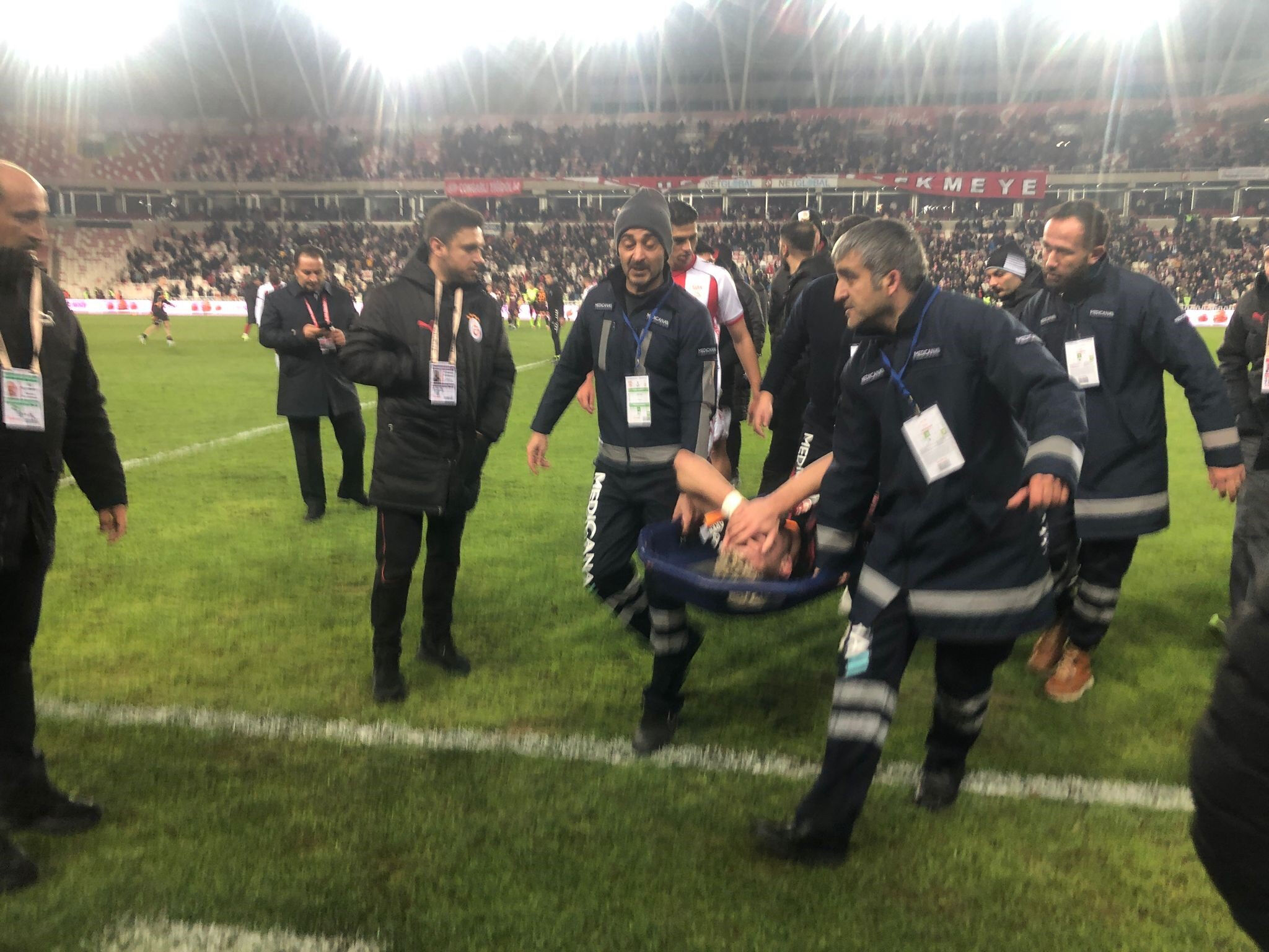 Sıkıysa yakala! Galatasaray 10 kişi Sivasspor’u mağlup etti, F.Bahçe ile puan farkı 6'ya çıktı - 6. Resim