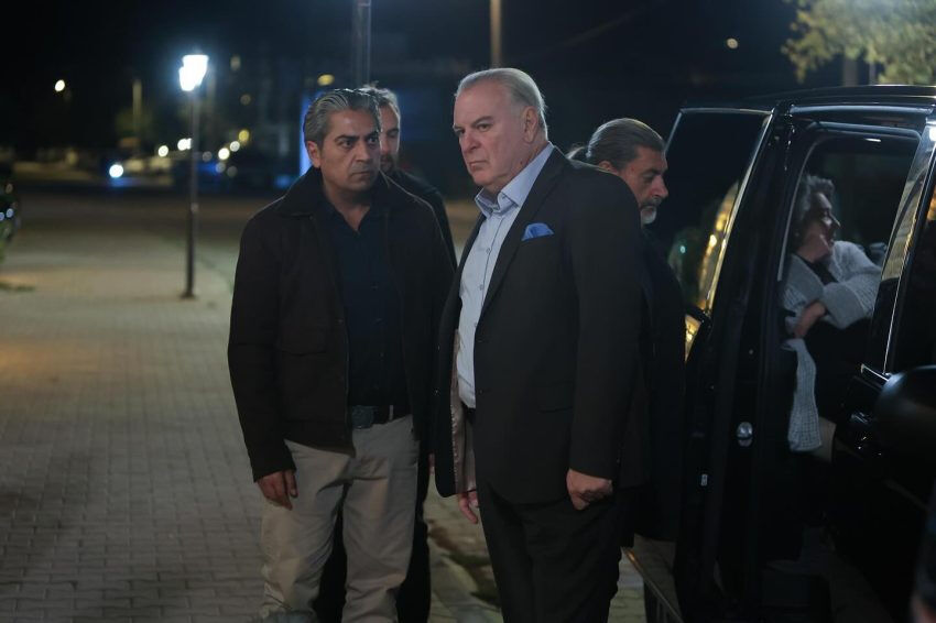 Olay anlar... Dizi ekibi birbirine girdi! Siyah kalp setine ara verildi Olay anlar... Dizi ekibi birbirine girdi! Siyah kalp setine ara verildi - 2. Resim