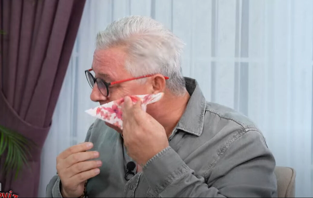 Zuhal Topal'da ilginç anlar! Tiki olan adamın verdiği tepki olay oldu - 3. Resim