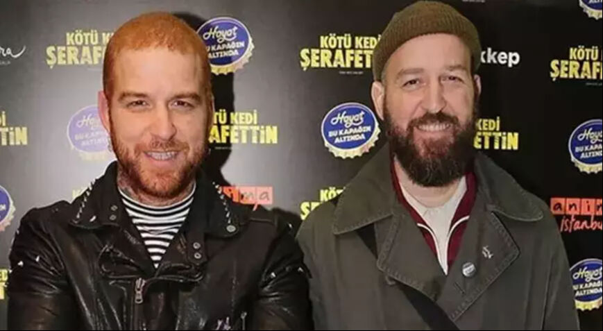 Fatih'te bina çöktü! Sahibi ünlü şarkıcının kardeşi çıktı Fatih'te bina çöktü! Sahibi ünlü şarkıcının kardeşi çıktı - 3. Resim