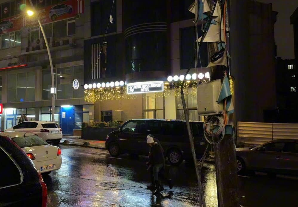 Genç kızın feci sonu! Erkek arkadaşı ile gittiği otel odasından ölü olarak çıkarıldı - 1. Resim