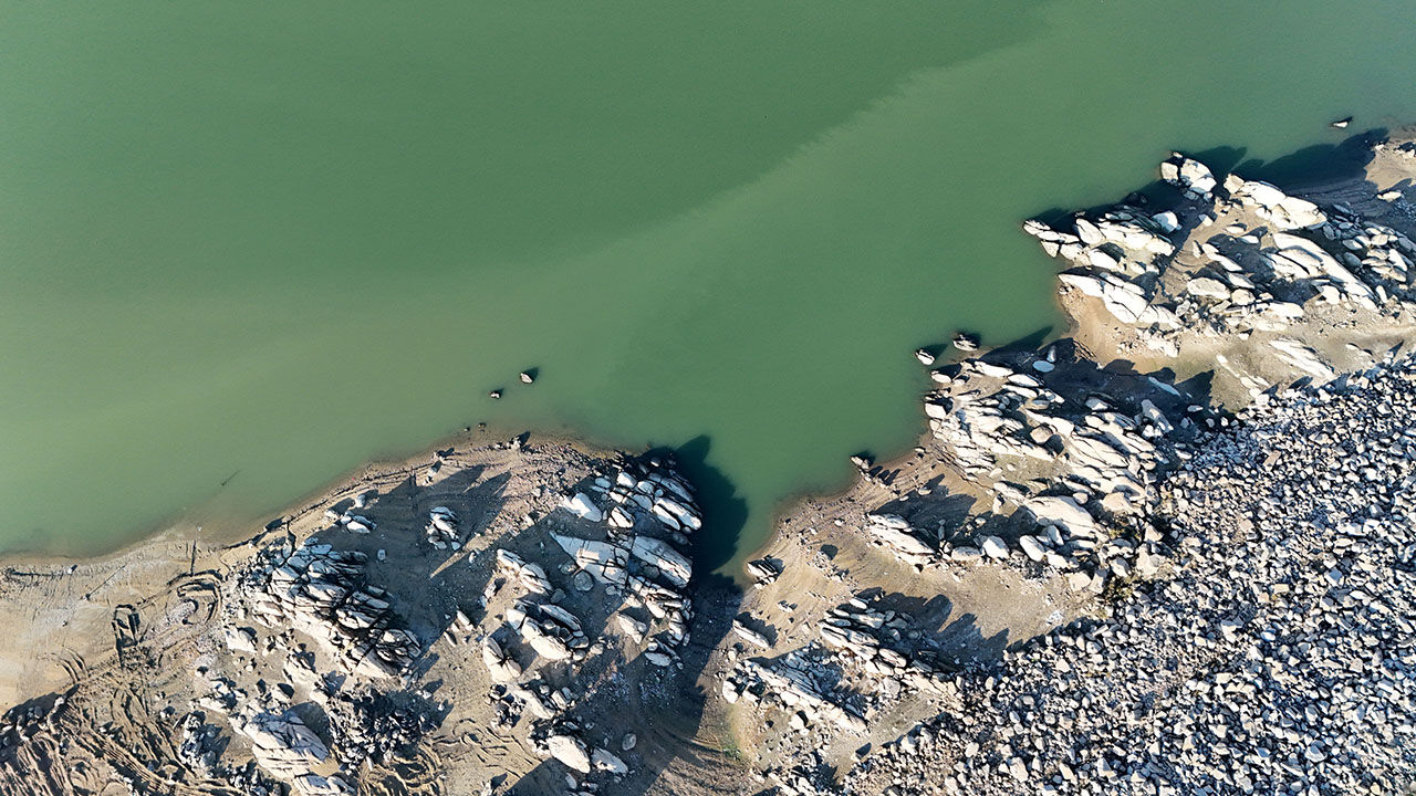 Kırklareli'nde korkutan görüntüler! Kayalıköy Barajı'nın doluluk oranı yüzde 13'e düştü - 3. Resim