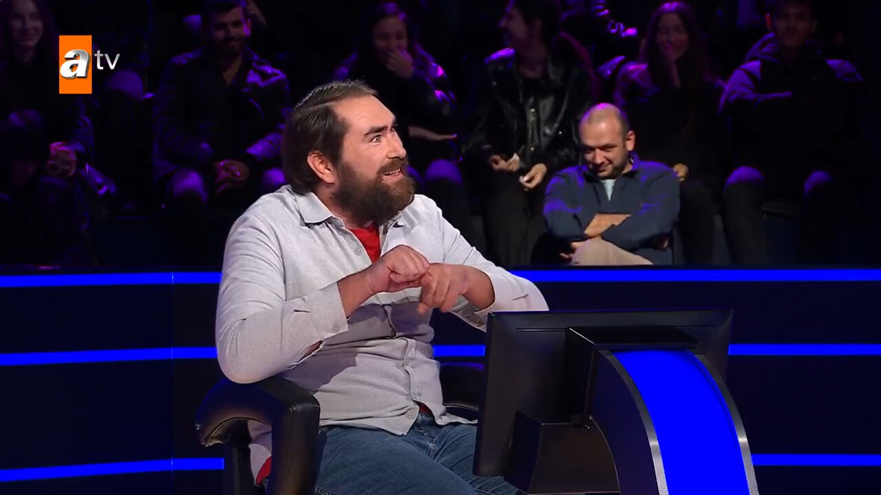 Milyoner'e katılan bir yarışmacı 'Laz Ziya' taklidi yaptı! Kuzeninin tepkisi olay oldu: 