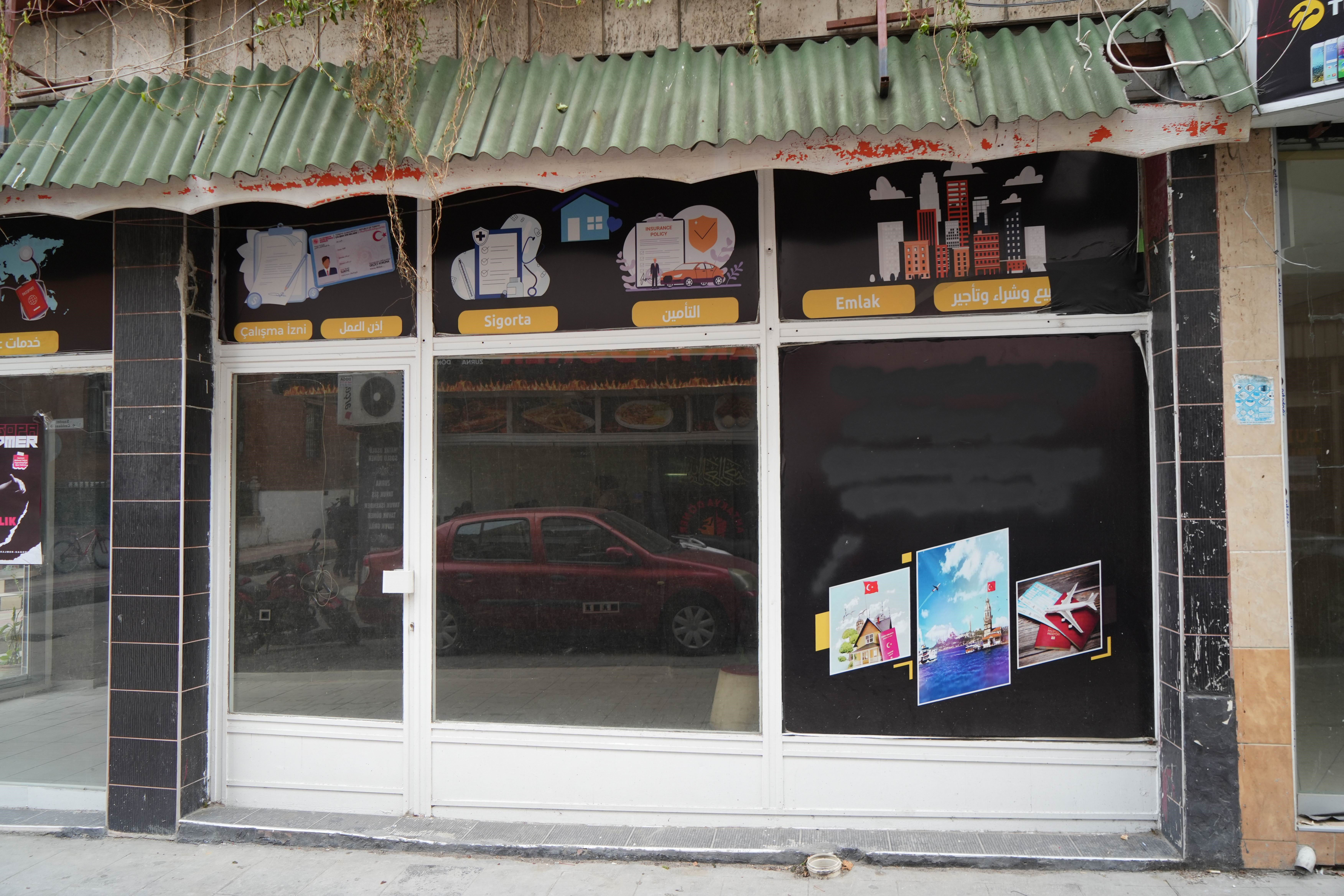 Suriyeliler ülkesine dönüyor! Dükkanlar boşaldı, sokaklar boş kaldı - 1. Resim