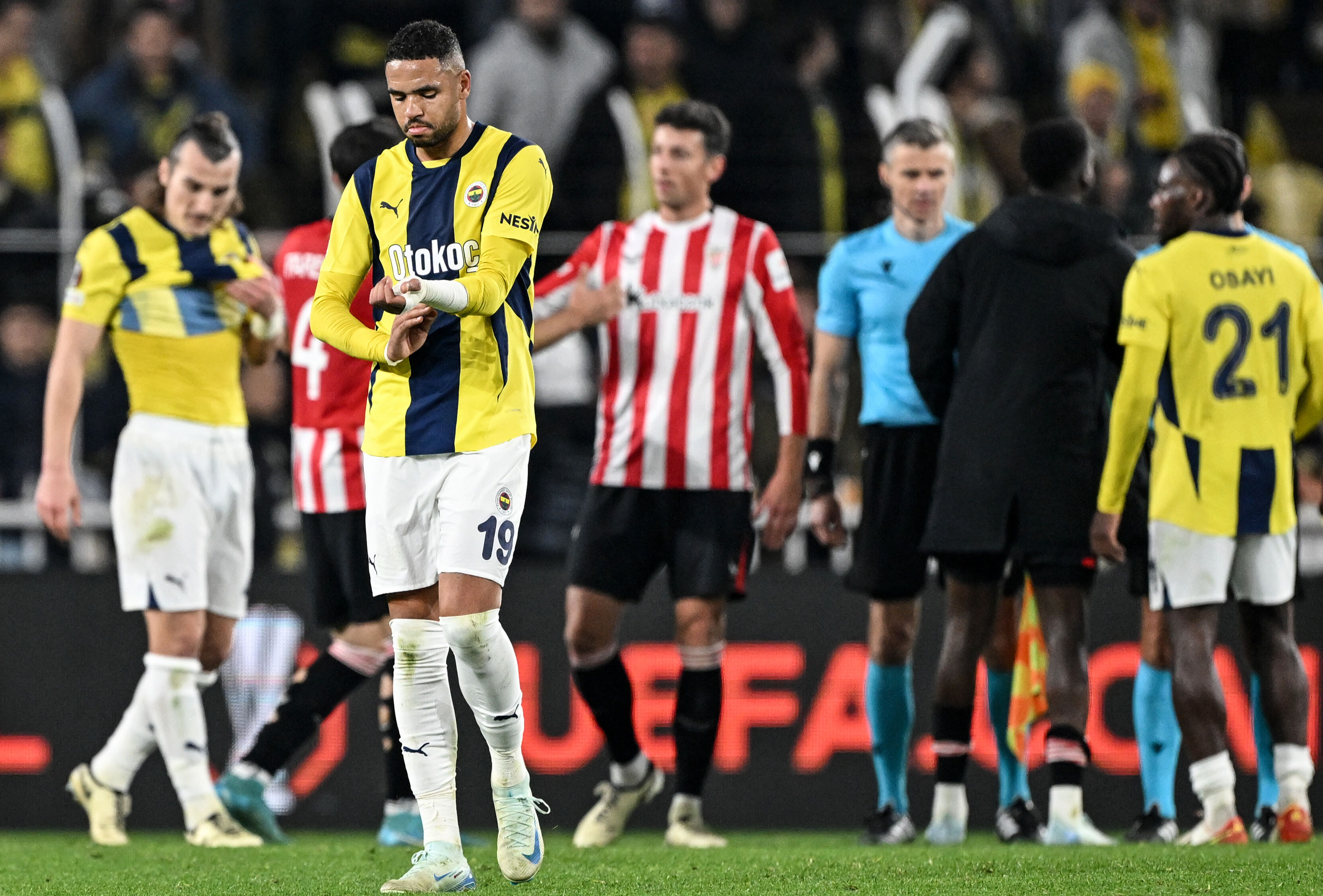 Agresif Fenerbahçe! Avrupa Ligi'nin en çok kart gören takımı Agresif Fenerbahçe! Avrupa Ligi'nin en çok kart gören takımı - 1. Resim