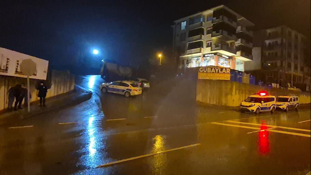 Bartın'da sıcak saatler! Polisler harekete geçti, mezarlıkta kayıplara karıştı - 1. Resim