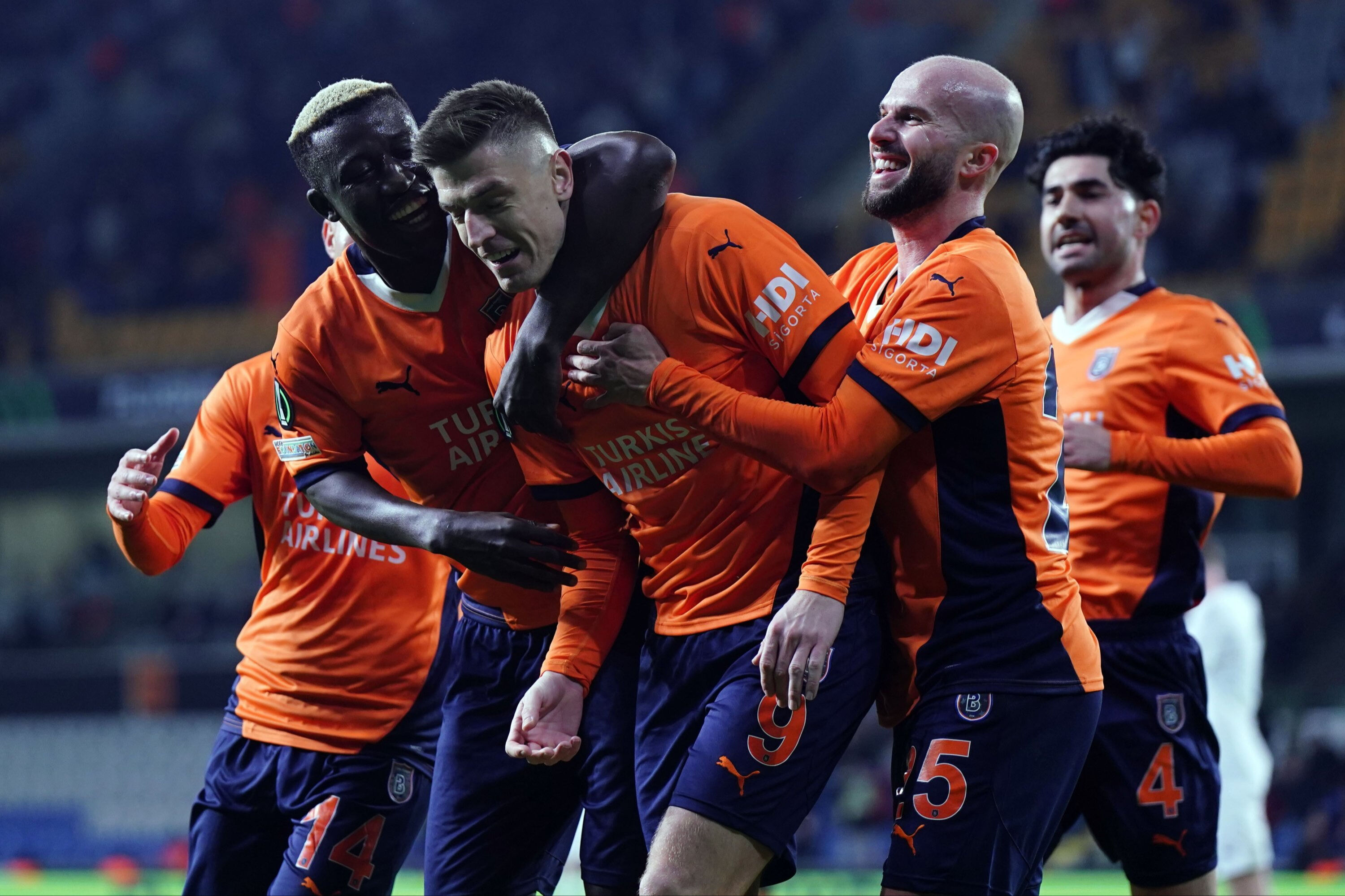 Başakşehir'in Avrupa maçı ne zaman, hangi kanalda? Başakşehir - Heidenheim muhtemel 11'ler belli oldu! - 2. Resim