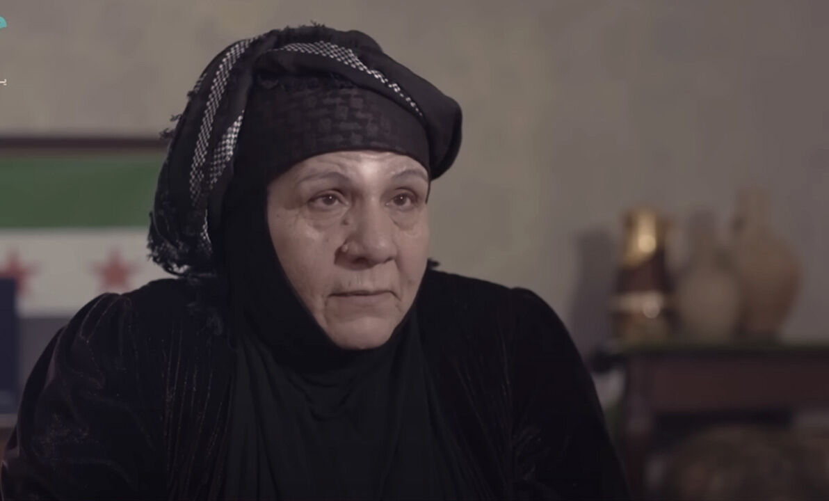 Kan donduran işkenceler! Sednaya görüntüleri Hasna el-Hariri'nin yaşadıklarını gündeme getirdi: Ölüm en büyük arzumuzdu  Kan donduran işkenceler! Sednaya görüntüleri Hasna el-Hariri'nin yaşadıklarını gündeme getirdi: Ölüm en büyük arzumuzdu  - 1. Resim