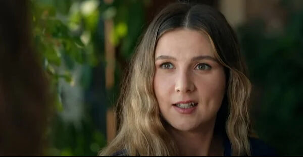 Leyla dizisinde dikkat çeken ayrılık! İsmi bile jenerikten çıkarıldı: Sebebi ortaya çıktı - 1. Resim