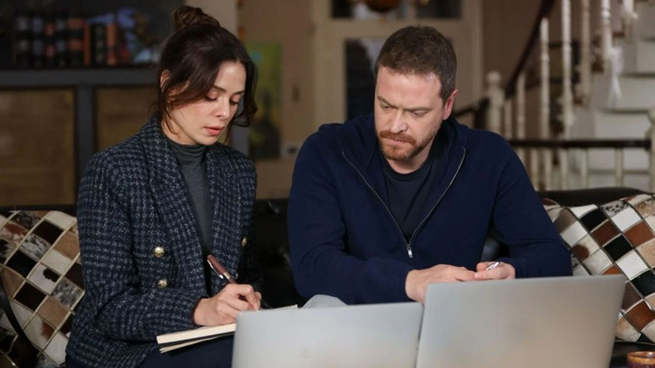 Sandık Kokusu 39. bölüm fragmanı yayınlandı mı? Sandık Kokusu yeni bölümü 18 Aralık'ta yayınlanacak Sandık Kokusu 39. bölüm fragmanı yayınlandı mı? Sandık Kokusu yeni bölümü 18 Aralık'ta yayınlanacak - 2. Resim