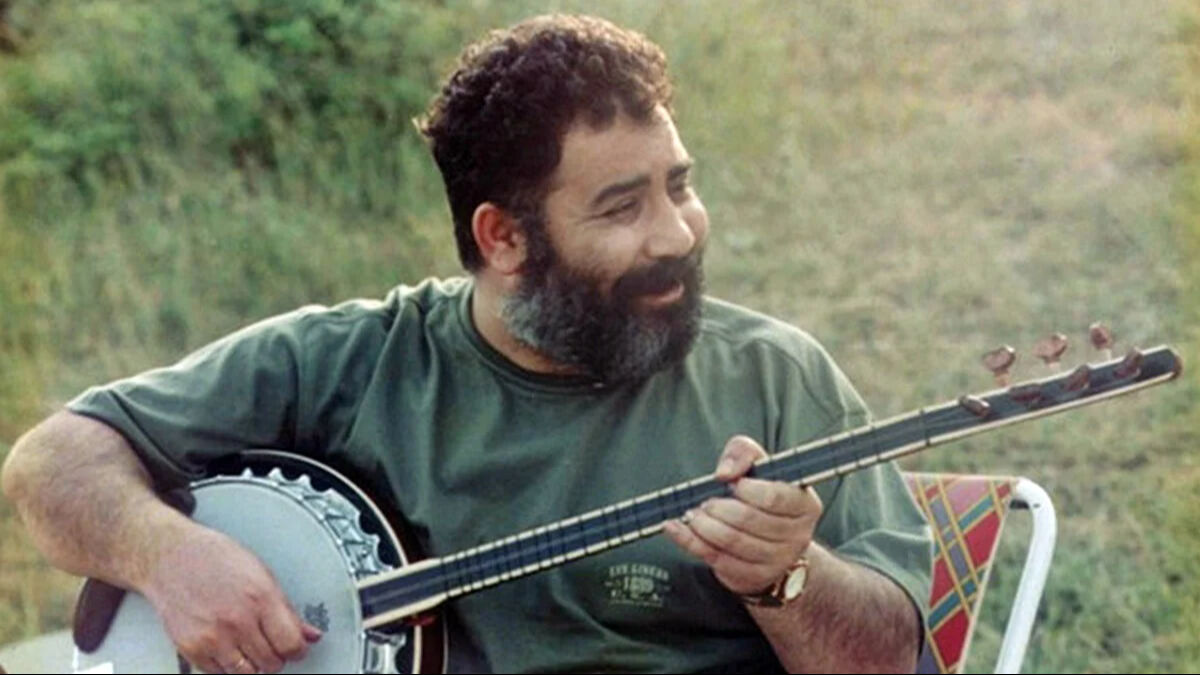 Serdar Ortaç, Kübra Par'ın sözlerini hatırlatıp çileden çıktı! Ahmet Kaya açıklaması olay oldu:  Serdar Ortaç, Kübra Par'ın sözlerini hatırlatıp çileden çıktı! Ahmet Kaya açıklaması olay oldu: