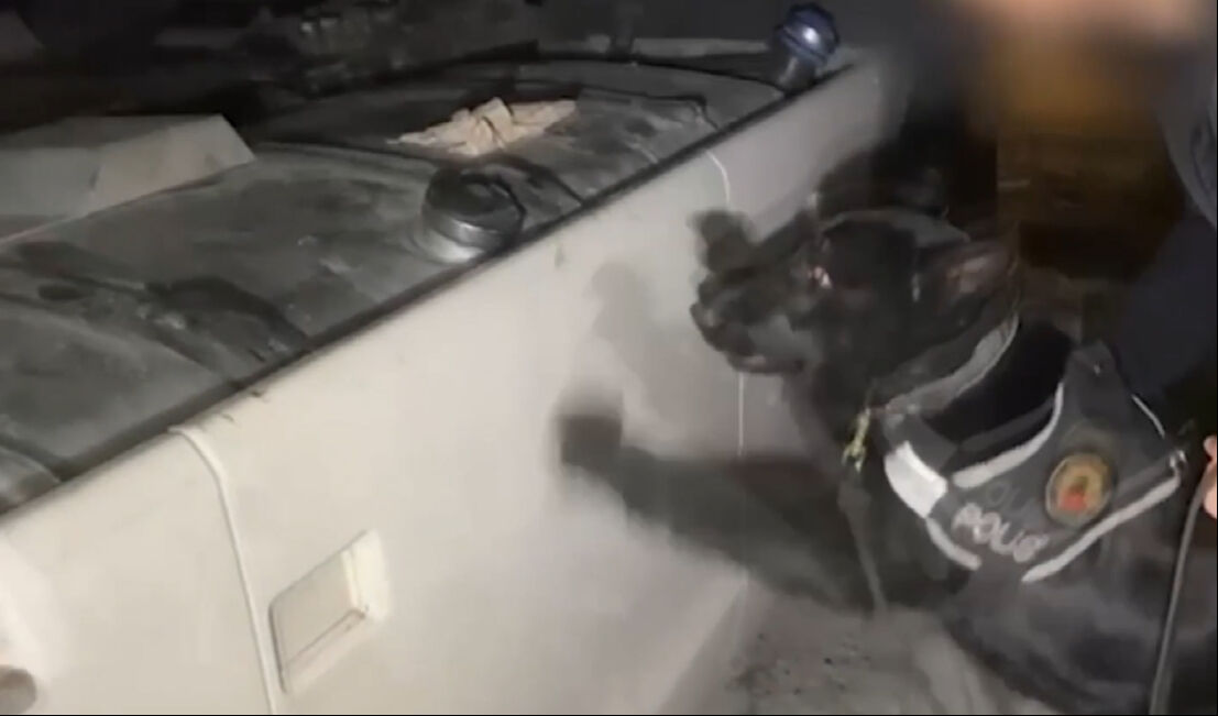 Sokaklar uyuşturucu satıcılarından temizleniyor! 8'i daha tutuklandı - 1. Resim