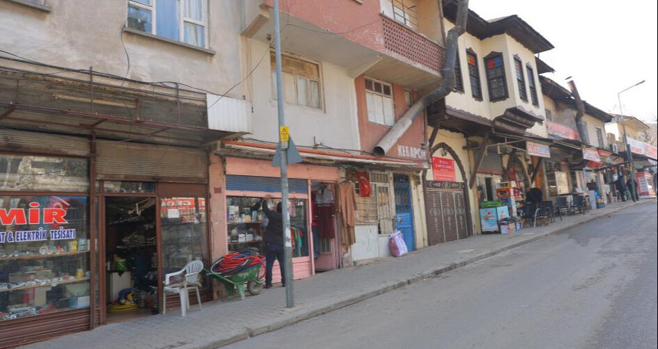 Suriyeliler, Esad rejiminden kurtarılan ülkelerine dönmek için sabırsızlanıyor! Türk milletine ve Erdoğan'a teşekkür ettiler - 3. Resim