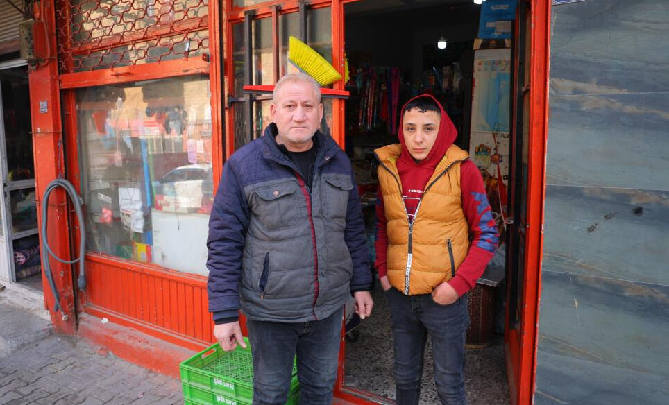 Suriyeliler, Esad rejiminden kurtarılan ülkelerine dönmek için sabırsızlanıyor! Türk milletine ve Erdoğan'a teşekkür ettiler - 2. Resim