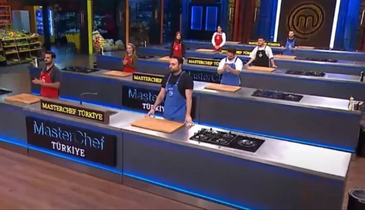 12 Aralık Masterchef eleme adayı kim oldu? Dokunulmazlık oyununu kırmızı takım kazandı! 12 Aralık Masterchef eleme adayı kim oldu? Dokunulmazlık oyununu kırmızı takım kazandı! - 2. Resim