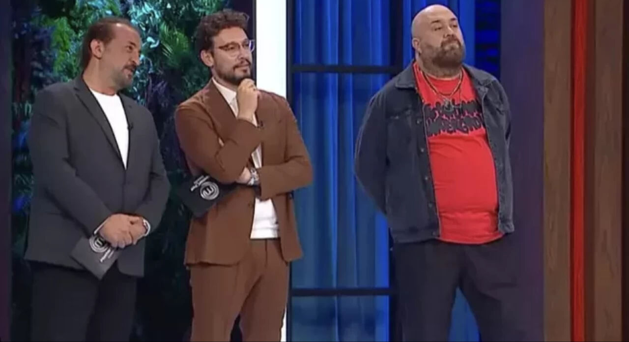 12 Aralık Masterchef eleme adayı kim oldu? Dokunulmazlık oyununu kırmızı takım kazandı! 12 Aralık Masterchef eleme adayı kim oldu? Dokunulmazlık oyununu kırmızı takım kazandı! - 4. Resim