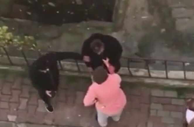 Eşini 21 bıçak darbesiyle öldürmüştü! Cezası kesildi, mahkemeye savcının sözleri damga vurdu Eşini 21 bıçak darbesiyle öldürmüştü! Cezası kesildi, mahkemeye savcının sözleri damga vurdu - 2. Resim