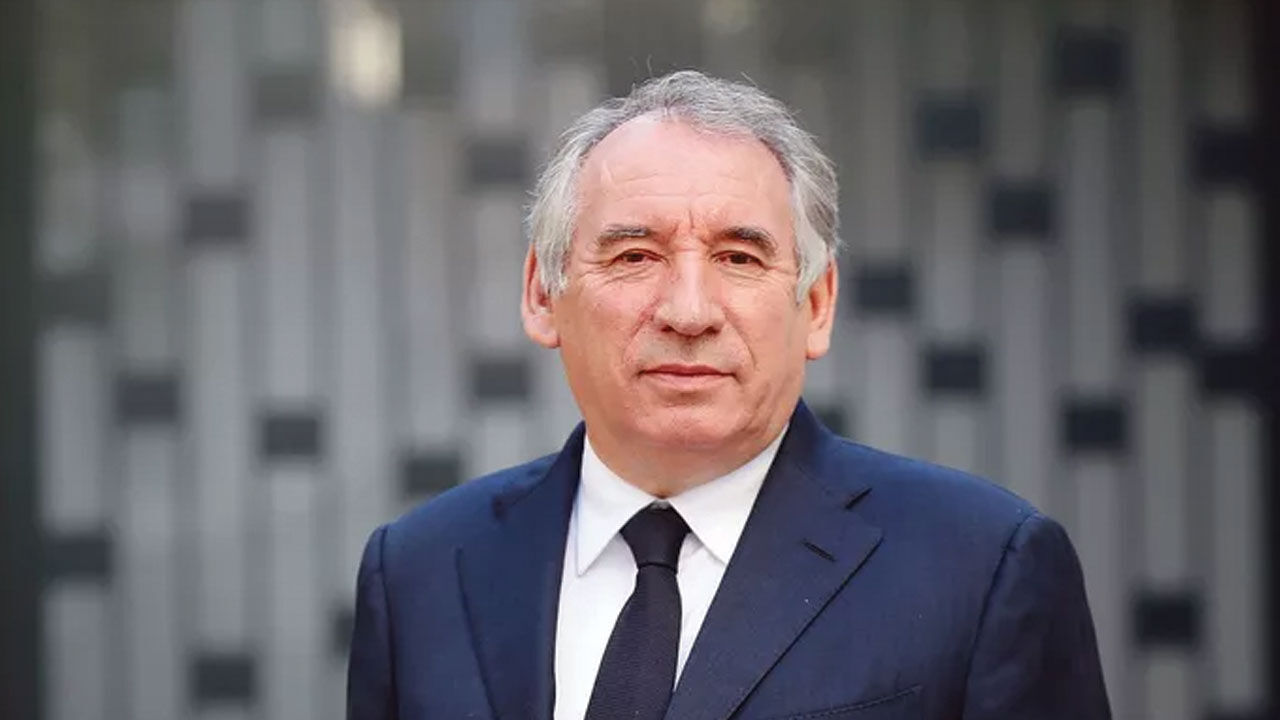 Fransa'nın yeni Başbakanı belli oldu! Macron atamayı yaptı - 3. Resim