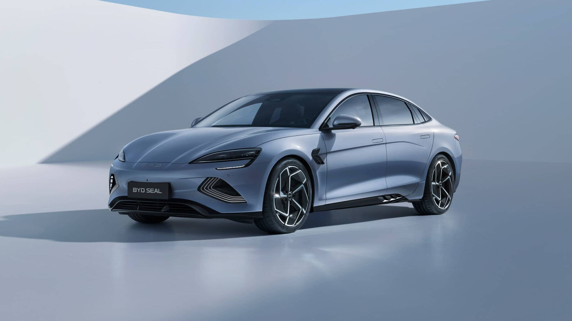 Tesla'ya meydan okuyan BYD, AutoBest'ten iki büyük ödülle döndü! - 2. Resim