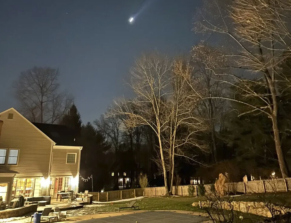 ABD ve İngiltere’de UFO kaosu: Belediye başkanları olağanüstü hal ilan edilmesini istedi - 2. Resim