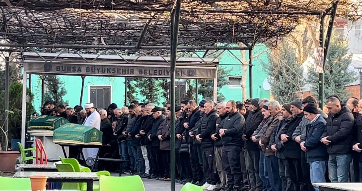 Mahkemede 2 kişiyi öldüren şahıs, silahı adliyeye nasıl soktu? Gerçek gün yüzüne çıktı Mahkemede 2 kişiyi öldüren şahıs, silahı adliyeye nasıl soktu? Gerçek gün yüzüne çıktı - 3. Resim