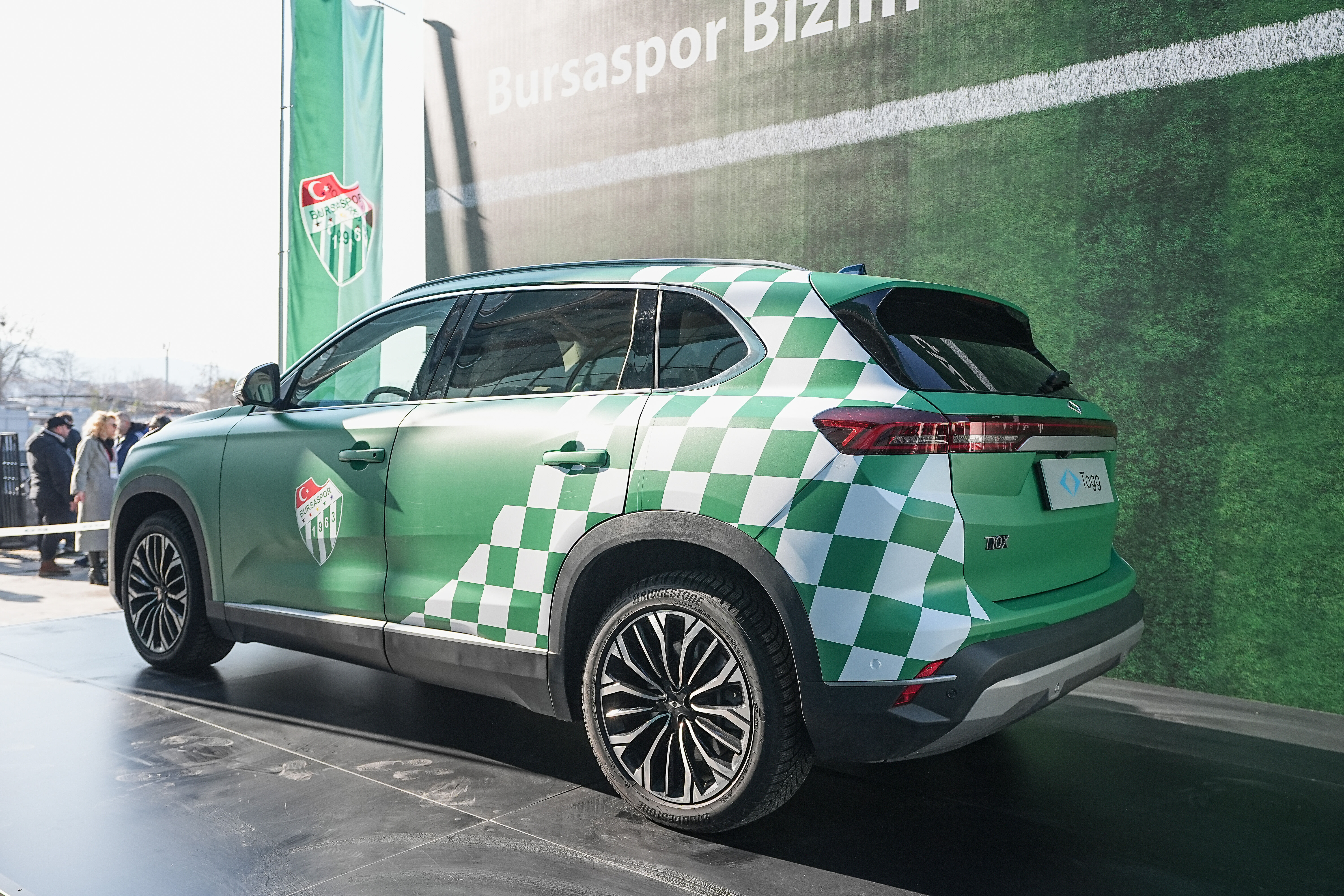 Togg, Bursaspor’un tribün ve şort sponsoru oldu! - 3. Resim