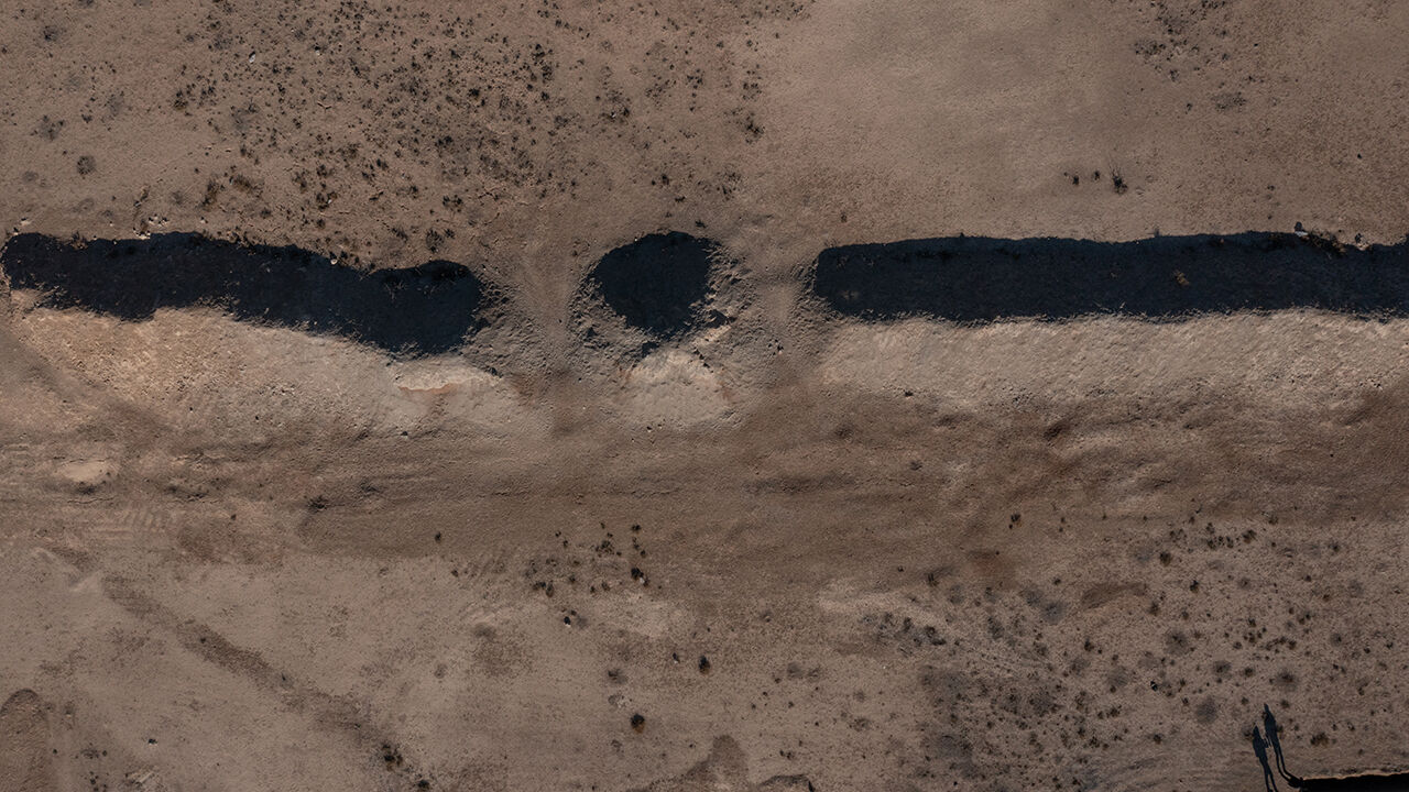 12 yıllık katliam! Şam'da 75 bin kişilik toplu mezar, her biri 20 metre... - 1. Resim