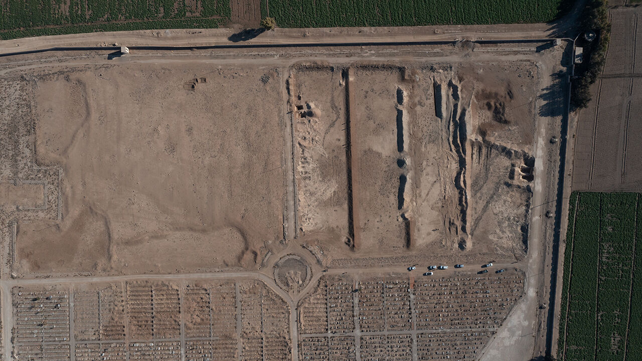 12 yıllık katliam! Şam'da 75 bin kişilik toplu mezar, her biri 20 metre... - 2. Resim