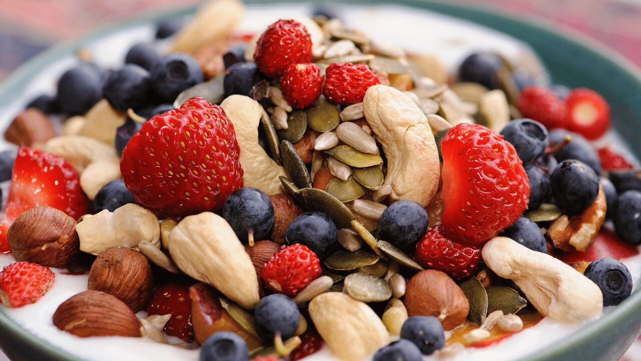 74 yaşındaki kalp doktorundan kritik uyarı! Kalp sağlığının düşmanı deyip yenilmemesi gereken besinleri tek tek sıraladı... 74 yaşındaki kalp doktorundan kritik uyarı! Kalp sağlığının düşmanı deyip yenilmemesi gereken besinleri tek tek sıraladı... - 1. Resim