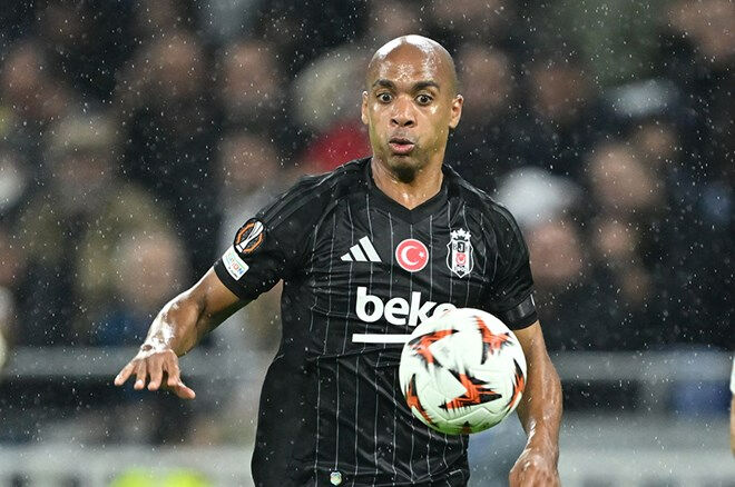 Beşiktaş devre arasında 4 yıldızla yollarını ayıracak! Rekor kırarak gelmişti... Beşiktaş devre arasında 4 yıldızla yollarını ayıracak! Rekor kırarak gelmişti... - 3. Resim