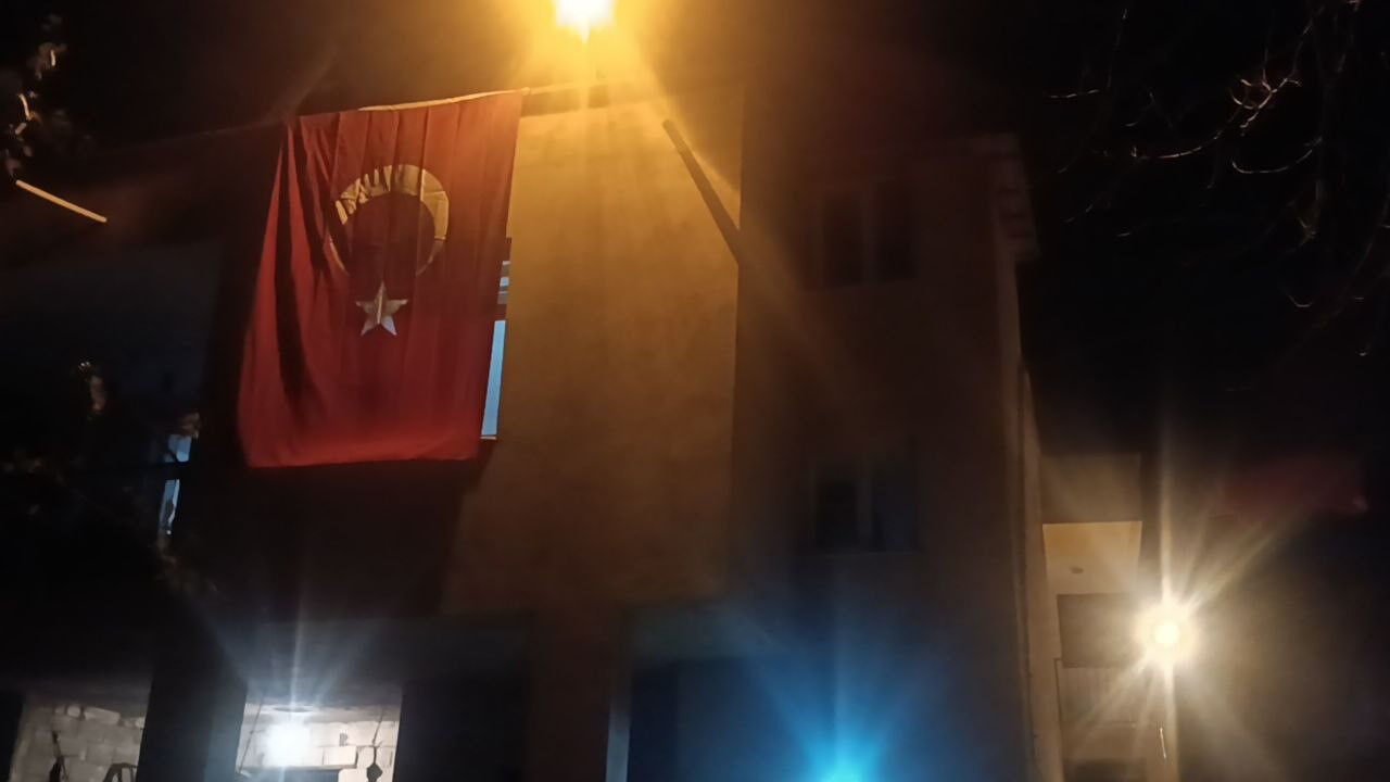 Bursa Adliyesi'ndeki saldırıdan acı haber geldi! Yaralı uzman çavuş şehit oldu - 3. Resim