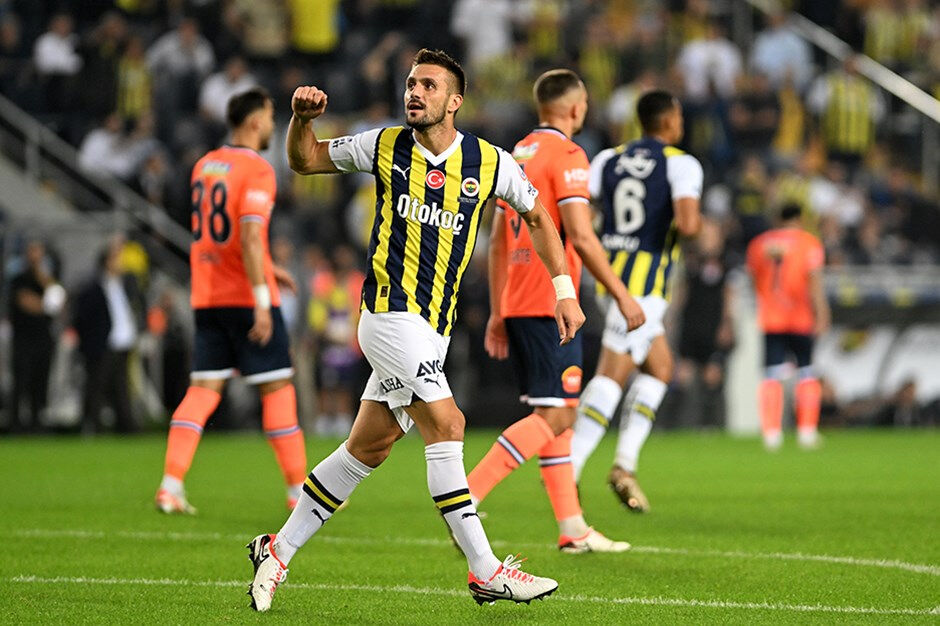 Fenerbahçe - Başakşehir | Canlı Anlatım - 2. Resim