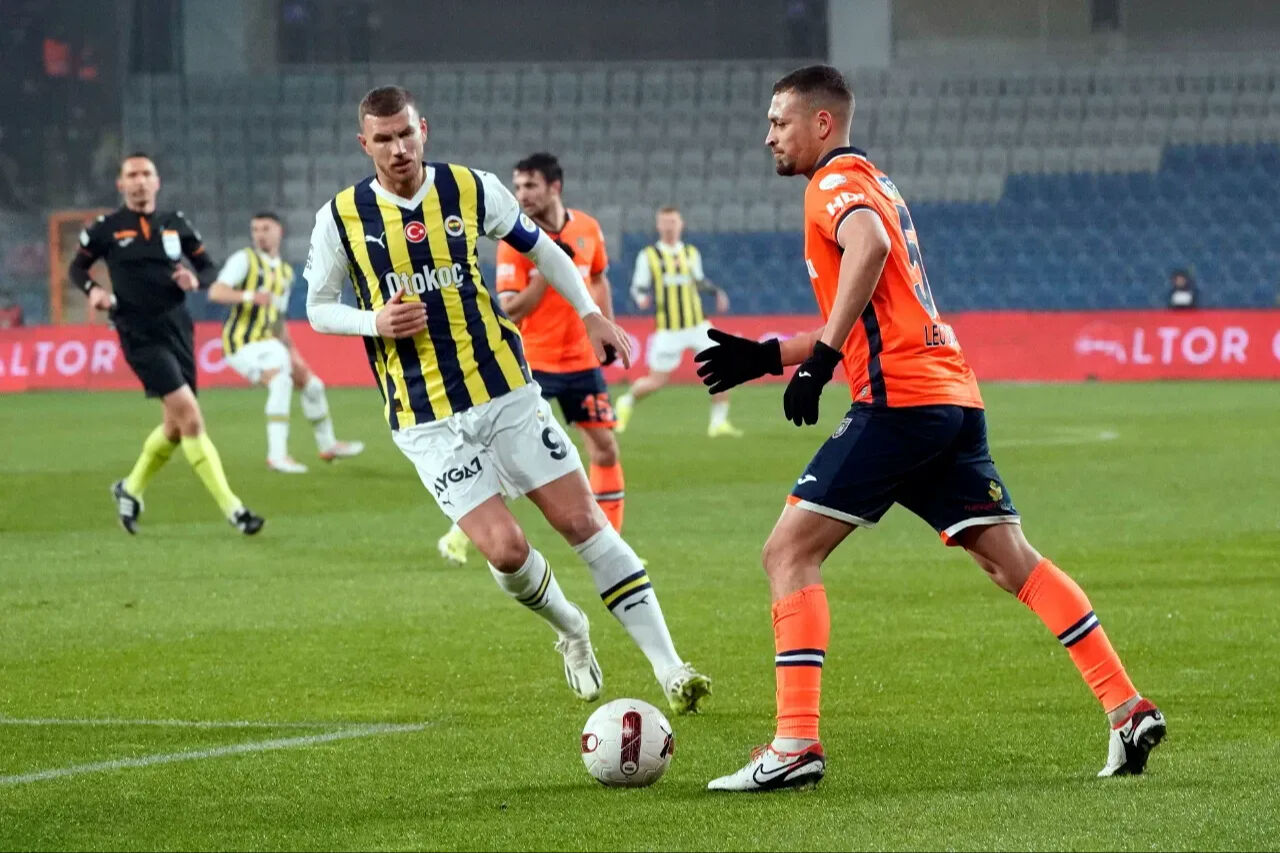Fenerbahçe - Başakşehir maçı hangi kanalda, ne zaman, saat kaçta? Fenerbahçe - Başakşehir maçı VAR hakemi Erkan Özdamar oldu! - 4. Resim