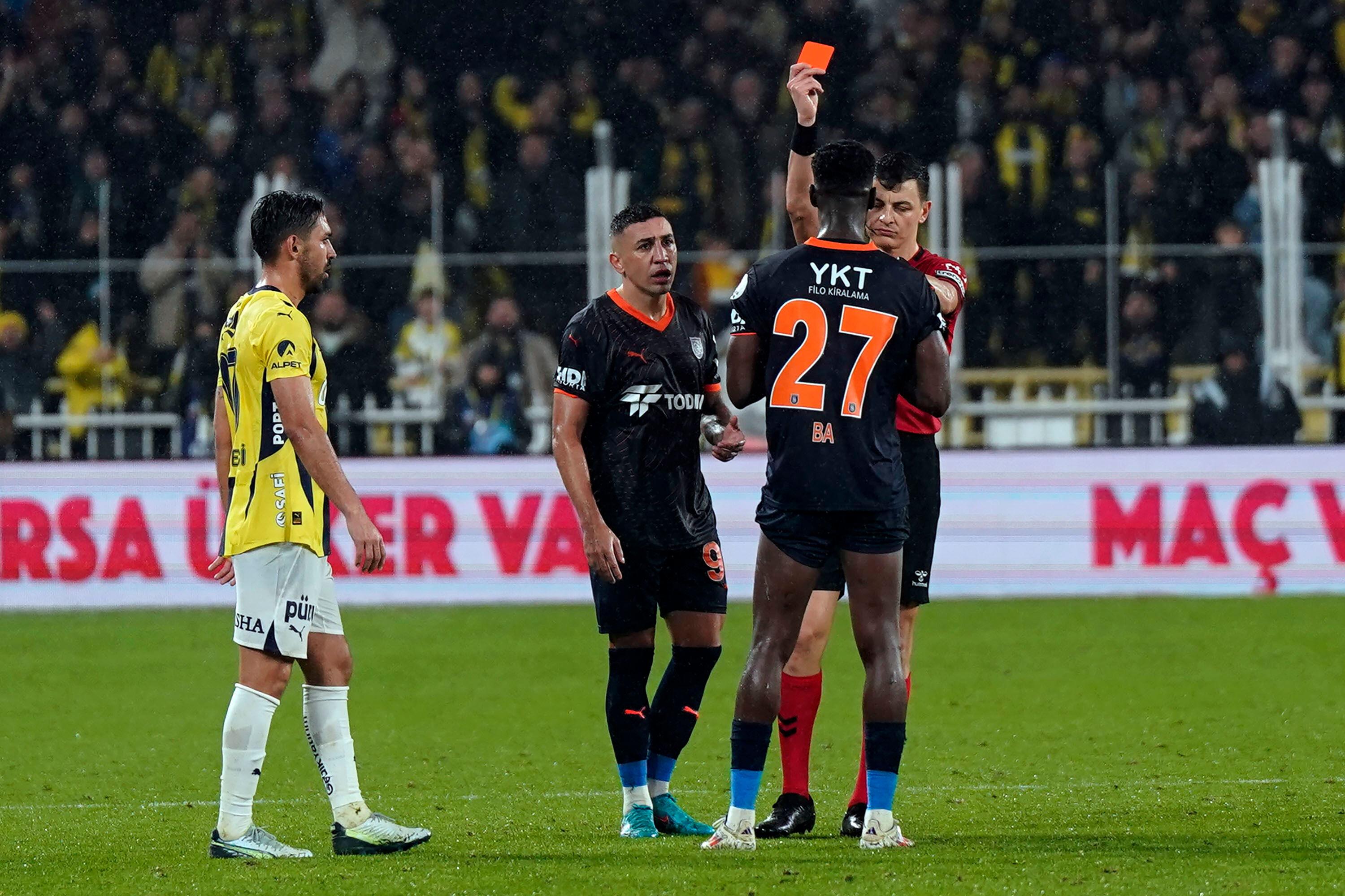 Fenerbahçe - RAMS Başakşehir | Canlı Anlatım - 1. Resim